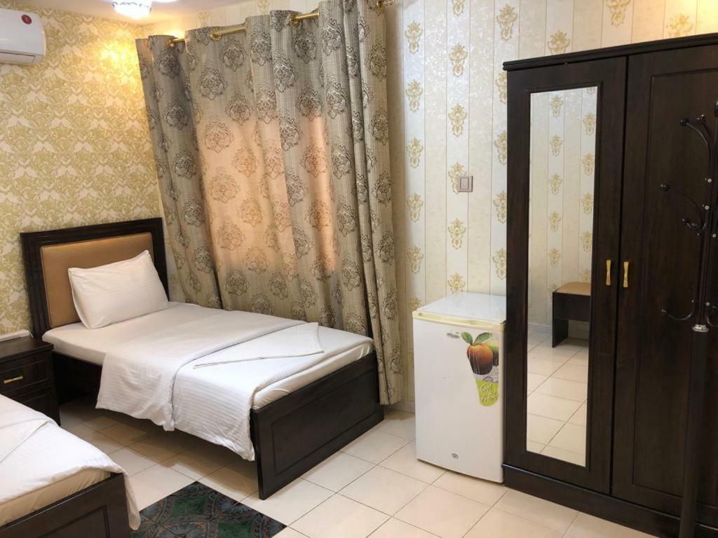 Tvs Hotel Дубай Екстер'єр фото